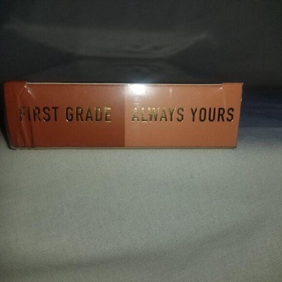 P.Louise Kiss and Makeup Lip Kit - First Grade & Always Yours - Picture 9 of 10